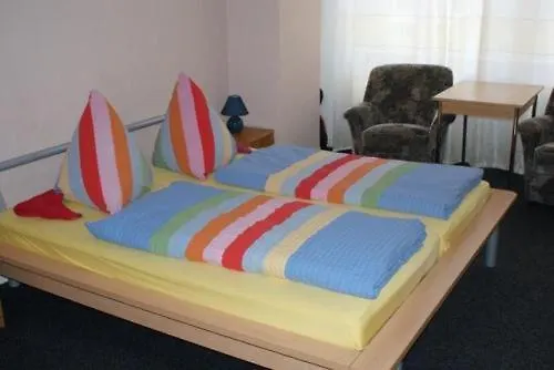 بيت ضيافة Hotel-pension Insor *