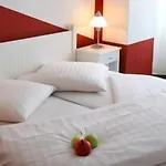 Hotel-pension Insor * ベルリン